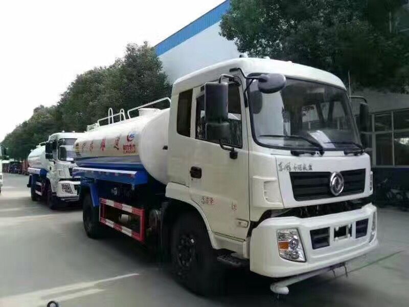 12噸(12方)東風專用底盤綠化灑水車價格