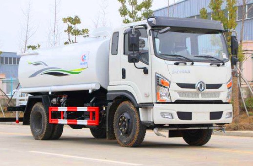 12噸灑水車要什么駕照_東風專底D1駕駛室12噸綠化灑水車廠家價格