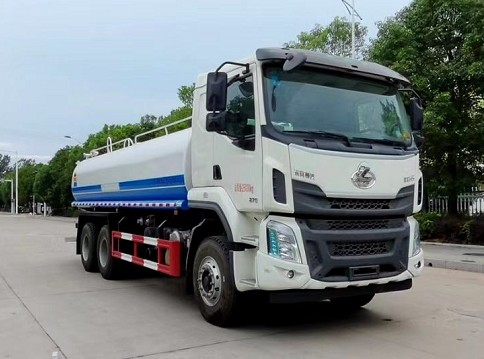 15噸灑水車價格多少錢_國六18方東風(fēng)柳汽后雙橋綠化灑水車廠家價格